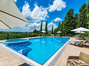 Typical Tuscan flat with swimming pool and air conditioning